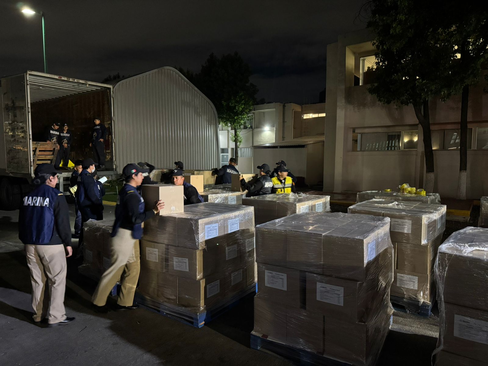 MARINA HABILITA CENTROS DE ACOPIO EN LA CDMX PARA LOS DAMNIFICADOS POR EL HURACÁN “ERICK”