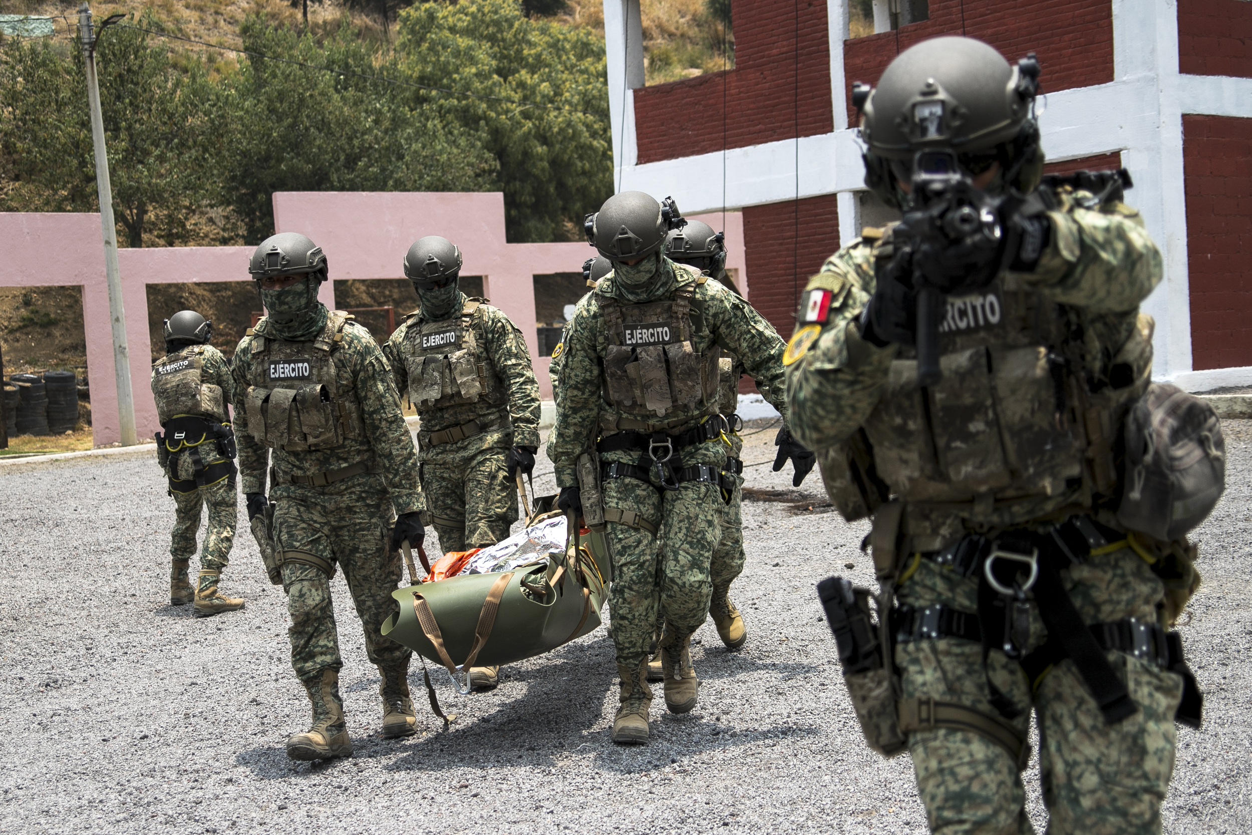 GRUPO DE REACCIÓN A EMERGENCIAS DE FUERZAS ESPECIALES CON ADIESTRAMIENTO AEROMÓVIL FORTALECE SU CAPACIDAD OPERATIVA EN SITUACIONES CRÍTICAS