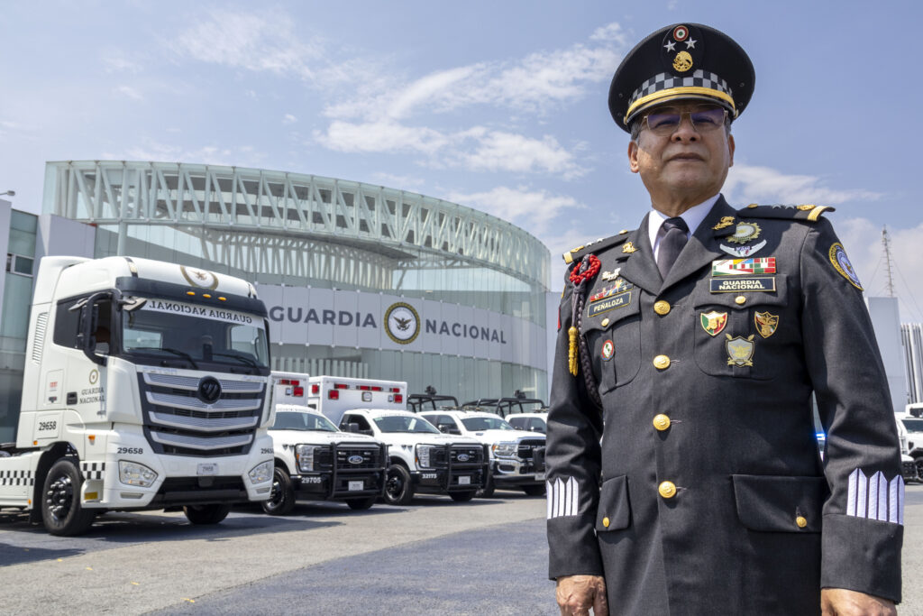 Músculo y tecnología sobre ruedas de la Guardia de Nacional - Armas -  Revista Militar